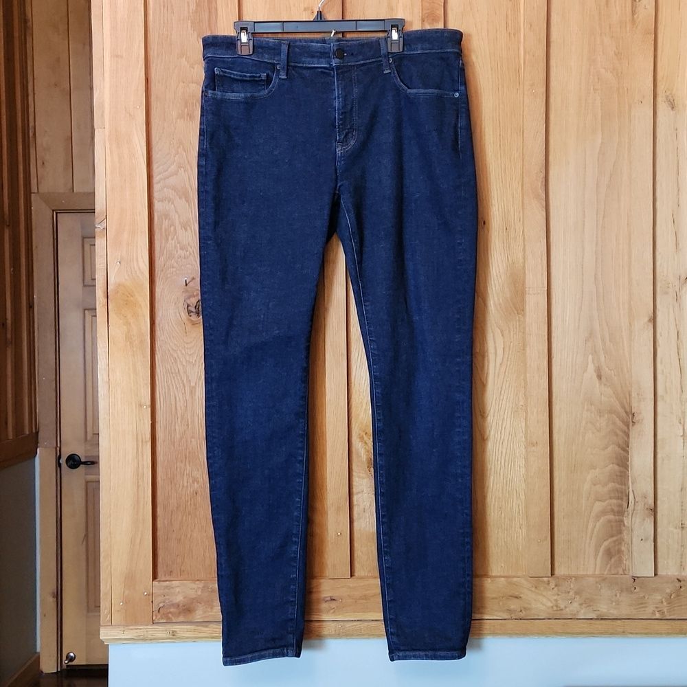 Uniqlo Men’s Skinny Jeans - Dark Indigo Blue